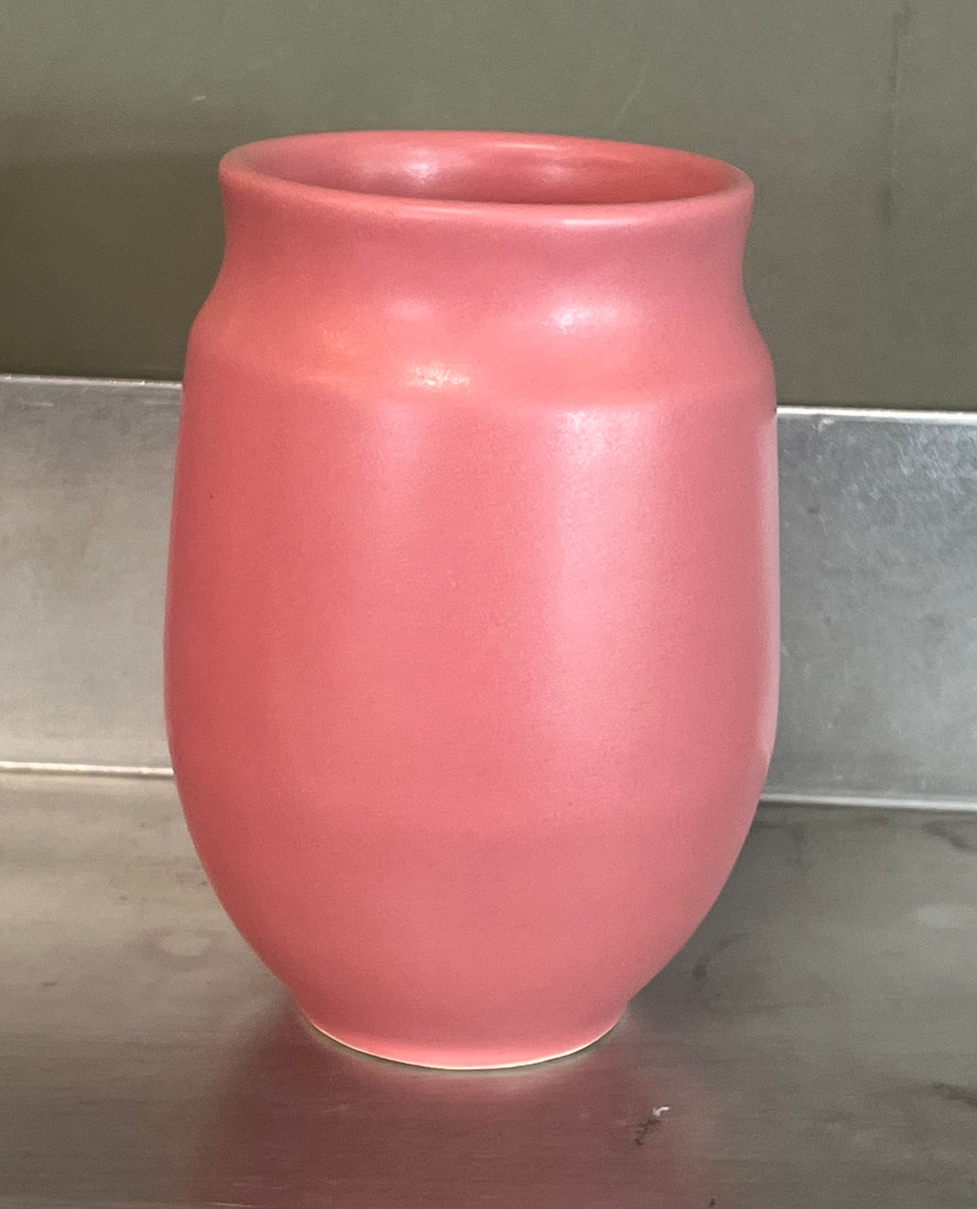 Ceramic Vase / Luvhaus